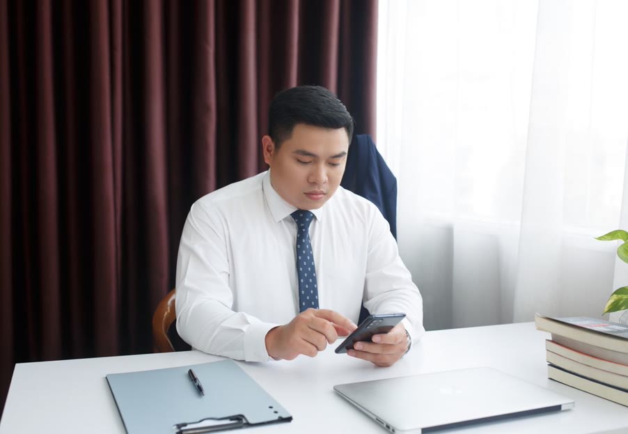 From Bazaar to Boardroom: Selling the Way Emerging Markets Actually Buy