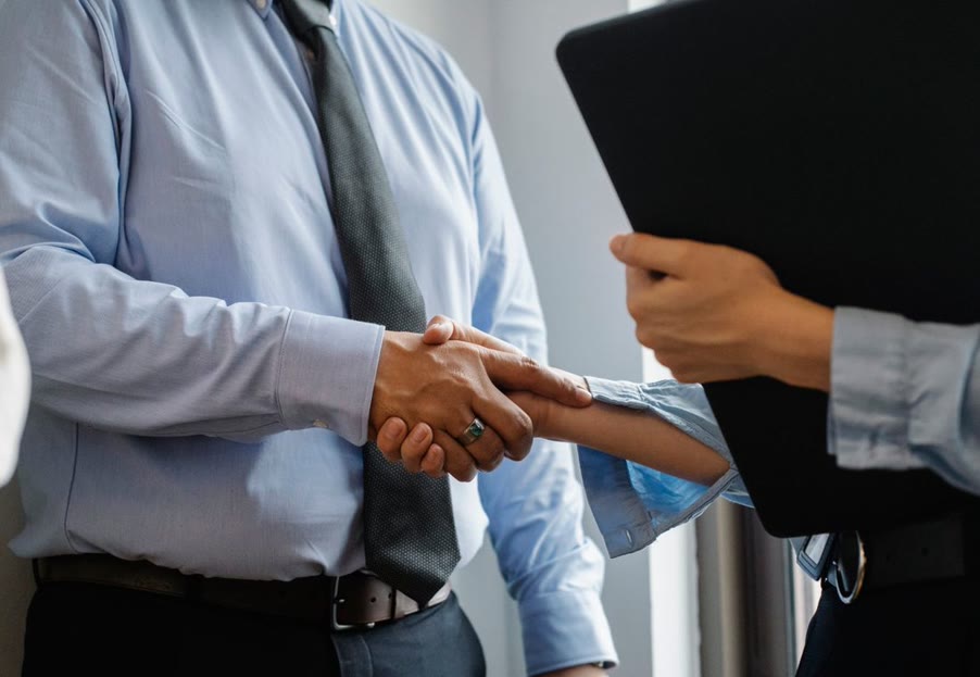 What a Mumbai Sales Floor Taught Us About Agentic Selling